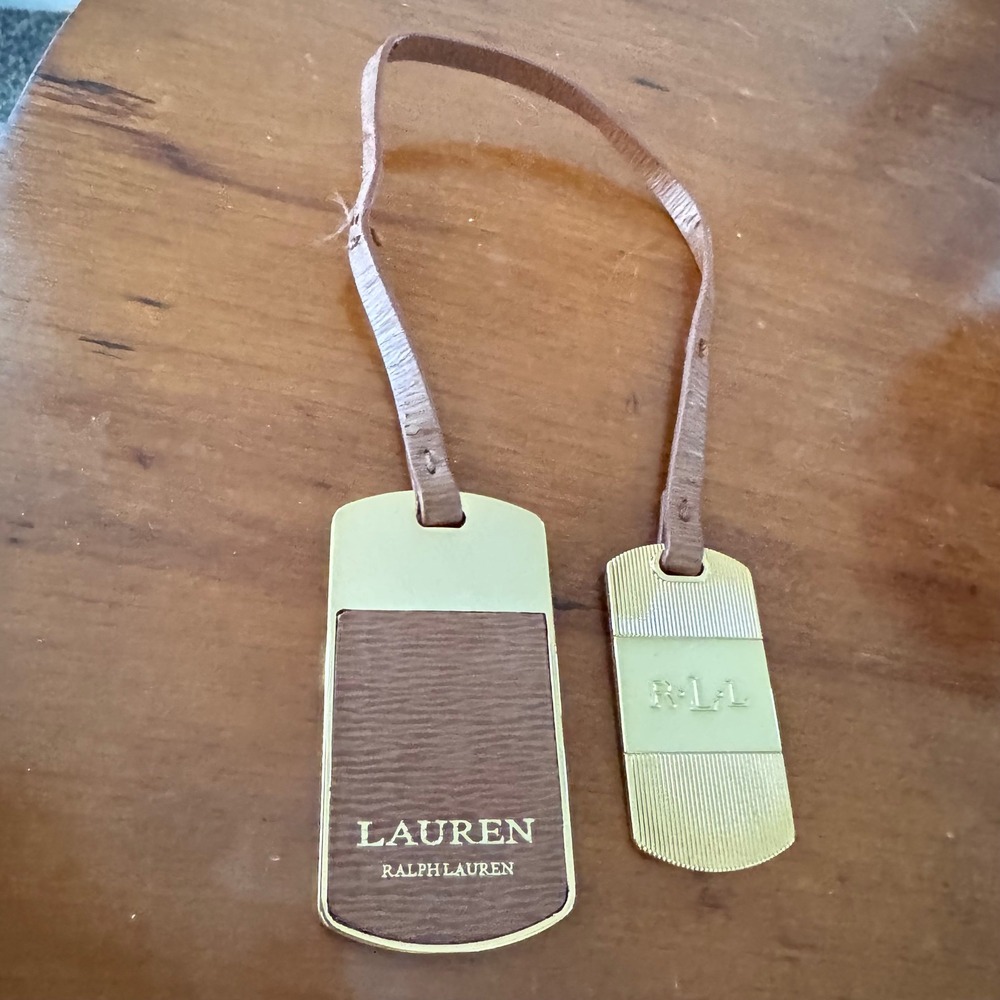 Lauren Ralph Lauren Luggage Tags Gold Brown Leather 2 Piece
Set connected EUC - Picture 2 of 11